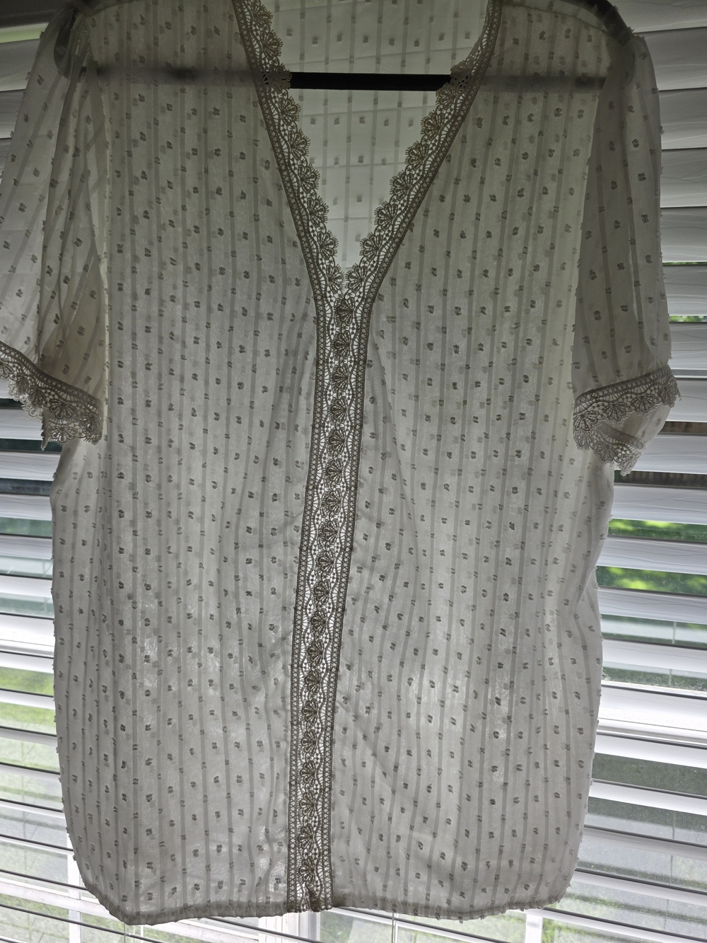 Lightweight White Sheer Embroidered Tunic Top